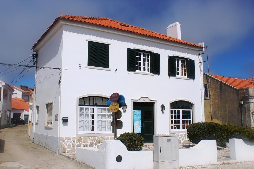 Hotel Foz Surfcamp Foz do Arelho Esterno foto
